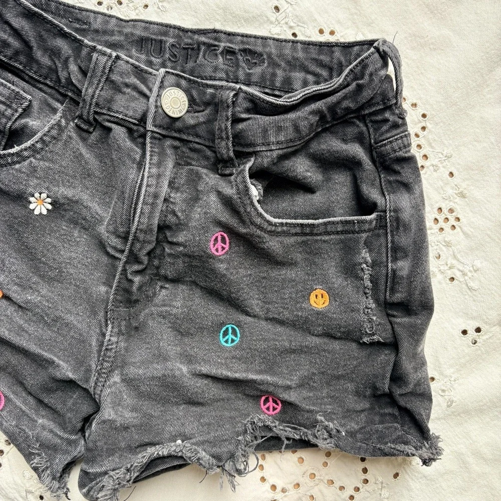 Justice Peace Embroidered Design Denim Mini Mom Shorts Size 14 Girls Teen